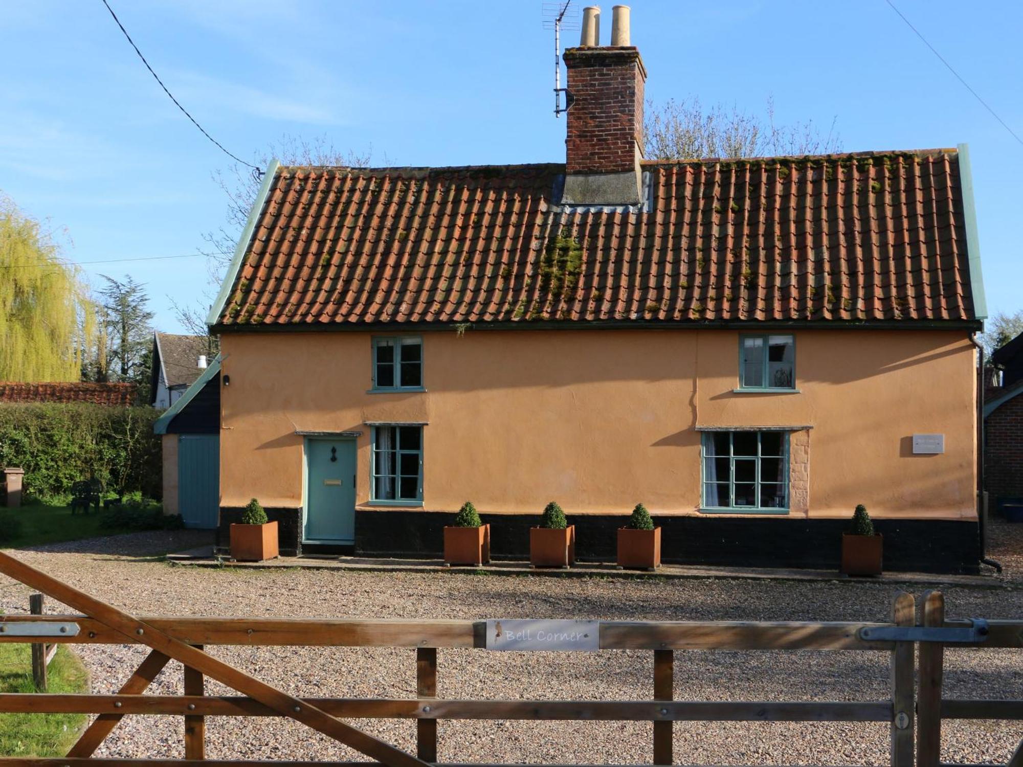 Bell Corner Cottage Cratfield Экстерьер фото